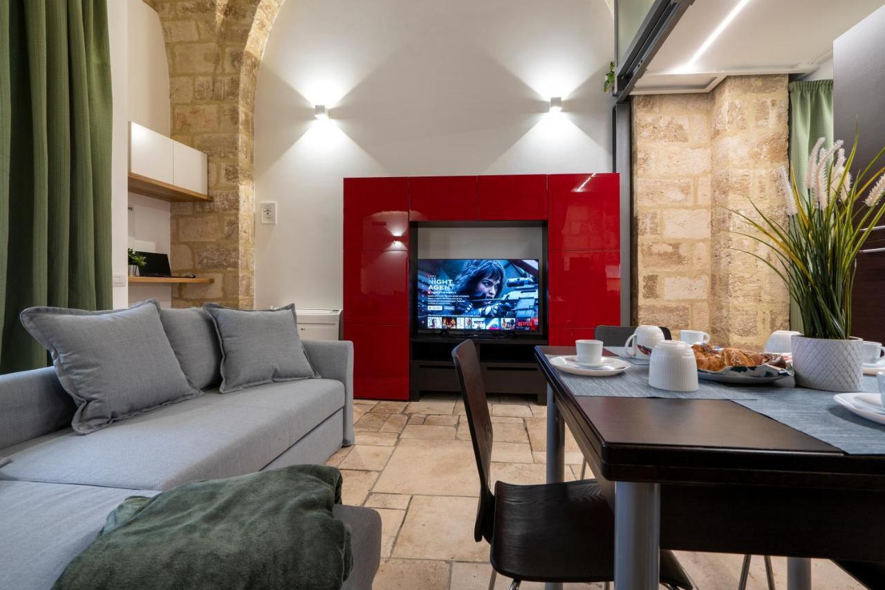 Stazione & Politecnico Stylish Apt With Netflix Bari Zewnętrze zdjęcie